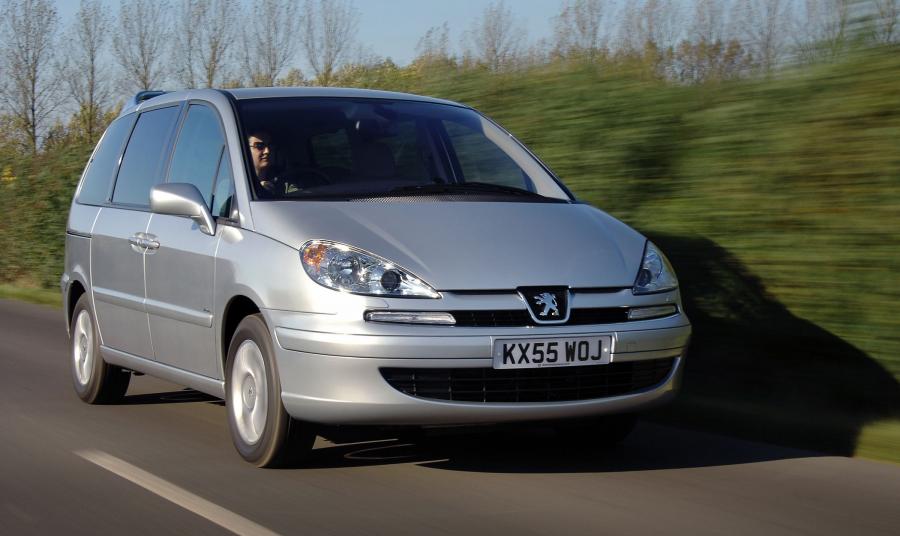  Peugeot 807 2002 года  (фото 21 из 26)